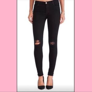 J BRAND BLACK DISTRESSED SKINNY JEANS SIZE 25